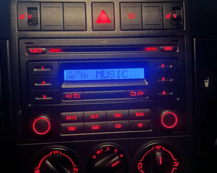 Черный Фольксваген Поло, объемом двигателя 1.39 л и пробегом 240 тыс. км за 4400 $, фото 22 на Automoto.ua