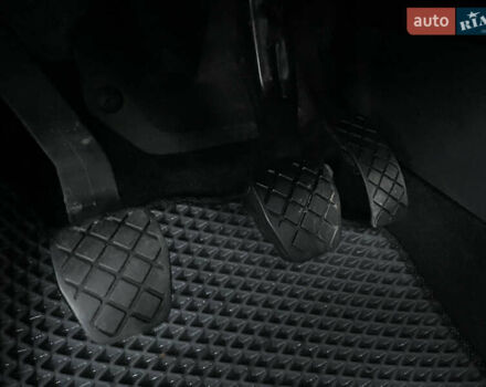 Черный Фольксваген Поло, объемом двигателя 1.39 л и пробегом 232 тыс. км за 5250 $, фото 41 на Automoto.ua