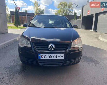 Черный Фольксваген Поло, объемом двигателя 1.4 л и пробегом 158 тыс. км за 4999 $, фото 5 на Automoto.ua