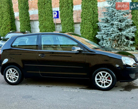 Черный Фольксваген Поло, объемом двигателя 1.2 л и пробегом 220 тыс. км за 3699 $, фото 4 на Automoto.ua