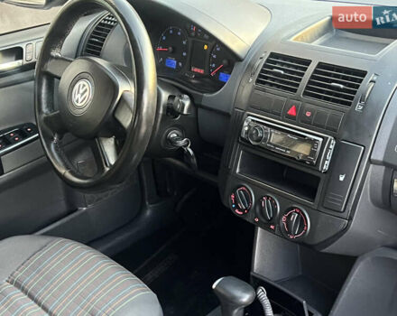 Черный Фольксваген Поло, объемом двигателя 1.4 л и пробегом 159 тыс. км за 4599 $, фото 36 на Automoto.ua