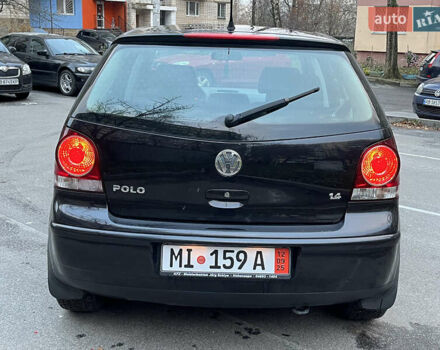 Чорний Фольксваген Поло, об'ємом двигуна 1.4 л та пробігом 197 тис. км за 5650 $, фото 4 на Automoto.ua