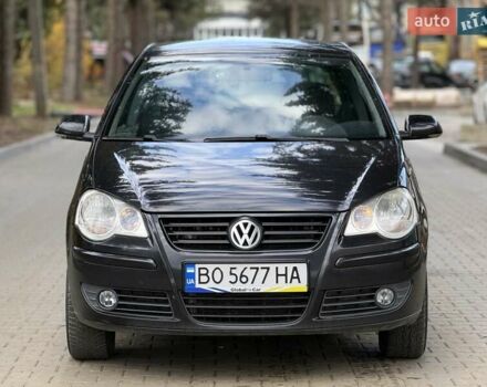 Чорний Фольксваген Поло, об'ємом двигуна 1.4 л та пробігом 327 тис. км за 3450 $, фото 2 на Automoto.ua