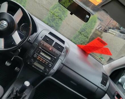 Чорний Фольксваген Поло, об'ємом двигуна 1.6 л та пробігом 185 тис. км за 5700 $, фото 10 на Automoto.ua