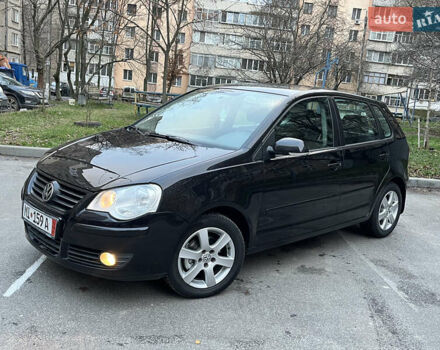 Чорний Фольксваген Поло, об'ємом двигуна 1.4 л та пробігом 197 тис. км за 5650 $, фото 1 на Automoto.ua