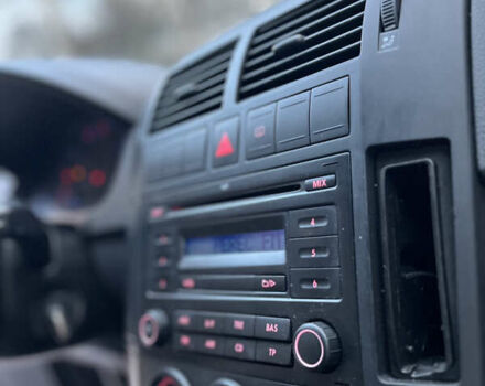 Чорний Фольксваген Поло, об'ємом двигуна 1.4 л та пробігом 197 тис. км за 5650 $, фото 29 на Automoto.ua