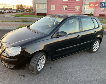 Черный Фольксваген Поло, объемом двигателя 1.4 л и пробегом 190 тыс. км за 6999 $, фото 2 на Automoto.ua