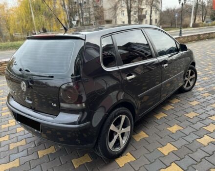 Черный Фольксваген Поло, объемом двигателя 1.4 л и пробегом 212 тыс. км за 4500 $, фото 6 на Automoto.ua