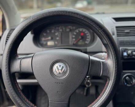 Черный Фольксваген Поло, объемом двигателя 1.4 л и пробегом 212 тыс. км за 4500 $, фото 16 на Automoto.ua