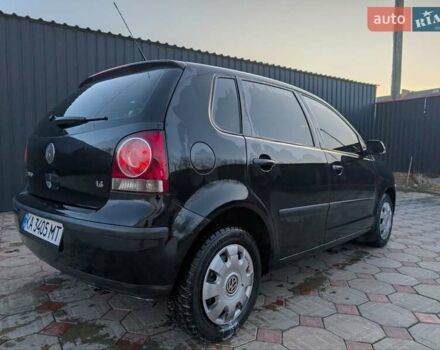 Чорний Фольксваген Поло, об'ємом двигуна 1.39 л та пробігом 250 тис. км за 5200 $, фото 3 на Automoto.ua
