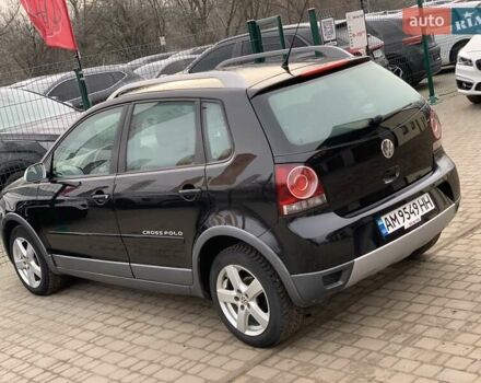 Черный Фольксваген Поло, объемом двигателя 1.4 л и пробегом 153 тыс. км за 6255 $, фото 18 на Automoto.ua