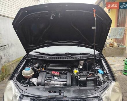 Черный Фольксваген Поло, объемом двигателя 1.4 л и пробегом 212 тыс. км за 4500 $, фото 19 на Automoto.ua