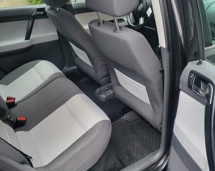 Чорний Фольксваген Поло, об'ємом двигуна 1.6 л та пробігом 185 тис. км за 5700 $, фото 19 на Automoto.ua