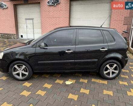Черный Фольксваген Поло, объемом двигателя 1.4 л и пробегом 212 тыс. км за 4500 $, фото 9 на Automoto.ua