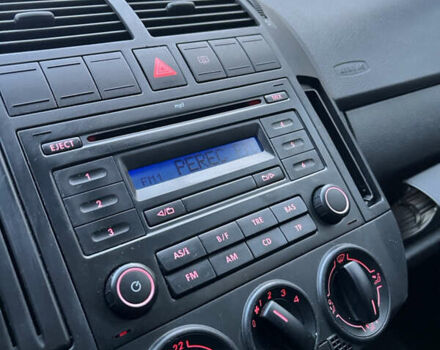 Чорний Фольксваген Поло, об'ємом двигуна 1.4 л та пробігом 197 тис. км за 5650 $, фото 17 на Automoto.ua