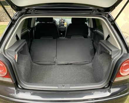 Черный Фольксваген Поло, объемом двигателя 1.6 л и пробегом 208 тыс. км за 5250 $, фото 6 на Automoto.ua