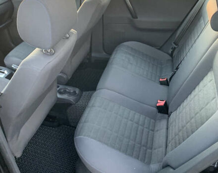 Черный Фольксваген Поло, объемом двигателя 1.4 л и пробегом 190 тыс. км за 6999 $, фото 31 на Automoto.ua