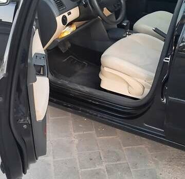 Чорний Фольксваген Поло, об'ємом двигуна 1.6 л та пробігом 185 тис. км за 6500 $, фото 2 на Automoto.ua