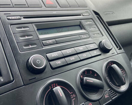 Чорний Фольксваген Поло, об'ємом двигуна 1.4 л та пробігом 218 тис. км за 5650 $, фото 31 на Automoto.ua