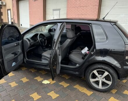 Черный Фольксваген Поло, объемом двигателя 1.4 л и пробегом 212 тыс. км за 4500 $, фото 10 на Automoto.ua