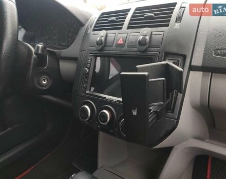 Черный Фольксваген Поло, объемом двигателя 1.4 л и пробегом 170 тыс. км за 5900 $, фото 18 на Automoto.ua