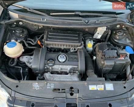Черный Фольксваген Поло, объемом двигателя 1.4 л и пробегом 190 тыс. км за 6999 $, фото 26 на Automoto.ua