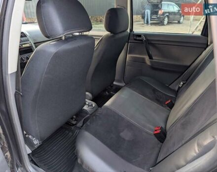 Чорний Фольксваген Поло, об'ємом двигуна 1.39 л та пробігом 250 тис. км за 5200 $, фото 5 на Automoto.ua