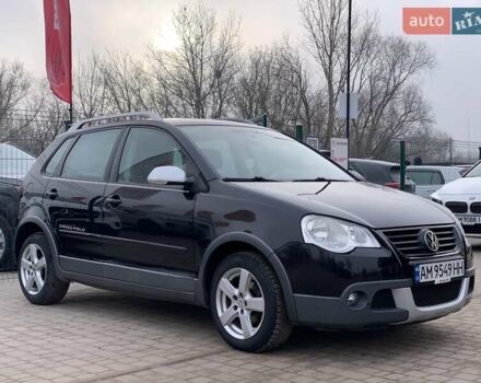 Черный Фольксваген Поло, объемом двигателя 1.4 л и пробегом 153 тыс. км за 6255 $, фото 4 на Automoto.ua