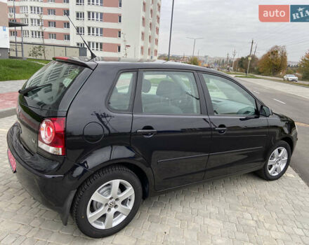 Чорний Фольксваген Поло, об'ємом двигуна 1.4 л та пробігом 218 тис. км за 5650 $, фото 12 на Automoto.ua