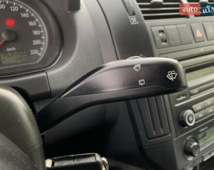 Черный Фольксваген Поло, объемом двигателя 1.4 л и пробегом 153 тыс. км за 6255 $, фото 40 на Automoto.ua