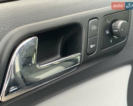 Черный Фольксваген Поло, объемом двигателя 1.4 л и пробегом 153 тыс. км за 6255 $, фото 37 на Automoto.ua