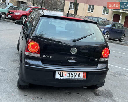 Чорний Фольксваген Поло, об'ємом двигуна 1.4 л та пробігом 197 тис. км за 5650 $, фото 3 на Automoto.ua