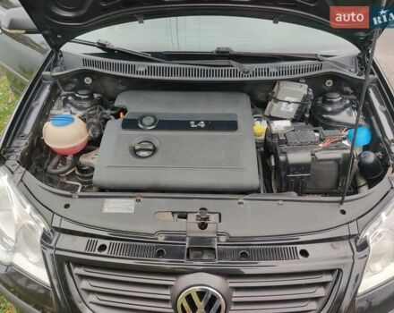 Черный Фольксваген Поло, объемом двигателя 1.4 л и пробегом 170 тыс. км за 5900 $, фото 22 на Automoto.ua