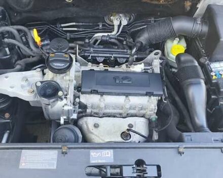 Черный Фольксваген Поло, объемом двигателя 1.2 л и пробегом 152 тыс. км за 4900 $, фото 5 на Automoto.ua