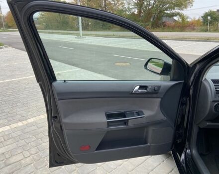 Чорний Фольксваген Поло, об'ємом двигуна 1.4 л та пробігом 217 тис. км за 5650 $, фото 17 на Automoto.ua