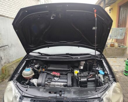 Черный Фольксваген Поло, объемом двигателя 1.4 л и пробегом 212 тыс. км за 4500 $, фото 13 на Automoto.ua