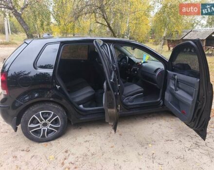 Черный Фольксваген Поло, объемом двигателя 1.4 л и пробегом 275 тыс. км за 4600 $, фото 3 на Automoto.ua