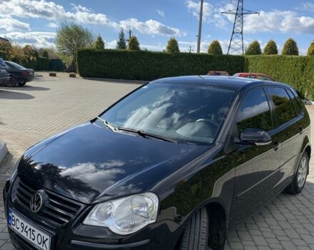 Черный Фольксваген Поло, объемом двигателя 1.6 л и пробегом 208 тыс. км за 5250 $, фото 2 на Automoto.ua