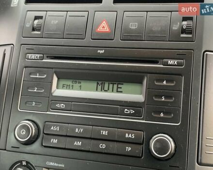 Черный Фольксваген Поло, объемом двигателя 1.4 л и пробегом 153 тыс. км за 6255 $, фото 35 на Automoto.ua