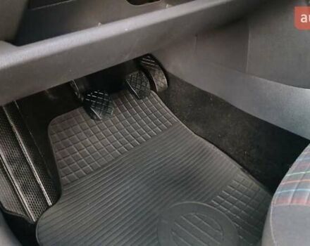 Черный Фольксваген Поло, объемом двигателя 1.4 л и пробегом 211 тыс. км за 4700 $, фото 15 на Automoto.ua