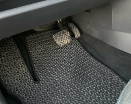 Черный Фольксваген Поло, объемом двигателя 1.4 л и пробегом 190 тыс. км за 6999 $, фото 39 на Automoto.ua