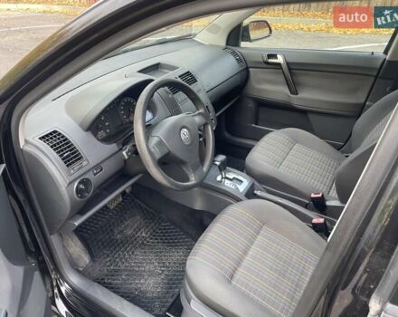 Черный Фольксваген Поло, объемом двигателя 1.4 л и пробегом 114 тыс. км за 6499 $, фото 8 на Automoto.ua