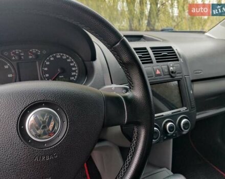 Черный Фольксваген Поло, объемом двигателя 1.4 л и пробегом 170 тыс. км за 5900 $, фото 14 на Automoto.ua
