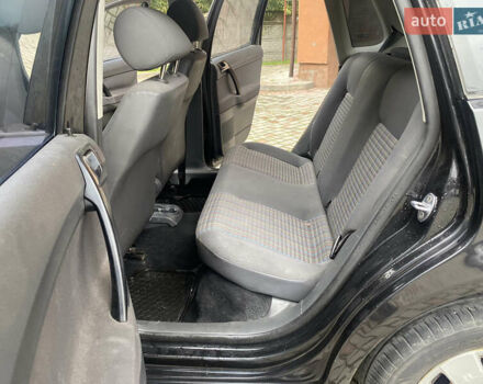 Черный Фольксваген Поло, объемом двигателя 1.39 л и пробегом 145 тыс. км за 3800 $, фото 7 на Automoto.ua