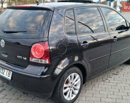Черный Фольксваген Поло, объемом двигателя 1.6 л и пробегом 182 тыс. км за 5750 $, фото 5 на Automoto.ua