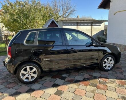 Черный Фольксваген Поло, объемом двигателя 1.6 л и пробегом 133 тыс. км за 5900 $, фото 7 на Automoto.ua