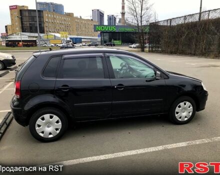 Черный Фольксваген Поло, объемом двигателя 1.4 л и пробегом 114 тыс. км за 3900 $, фото 1 на Automoto.ua