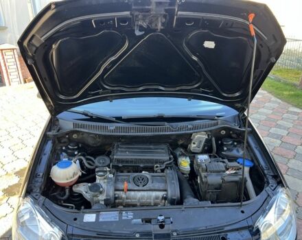 Черный Фольксваген Поло, объемом двигателя 1.6 л и пробегом 133 тыс. км за 5900 $, фото 23 на Automoto.ua