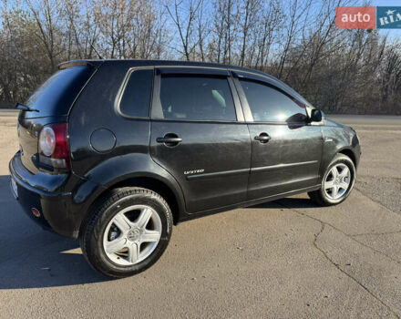 Чорний Фольксваген Поло, об'ємом двигуна 1.6 л та пробігом 214 тис. км за 6750 $, фото 3 на Automoto.ua