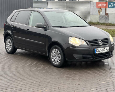 Черный Фольксваген Поло, объемом двигателя 1.39 л и пробегом 136 тыс. км за 5900 $, фото 2 на Automoto.ua